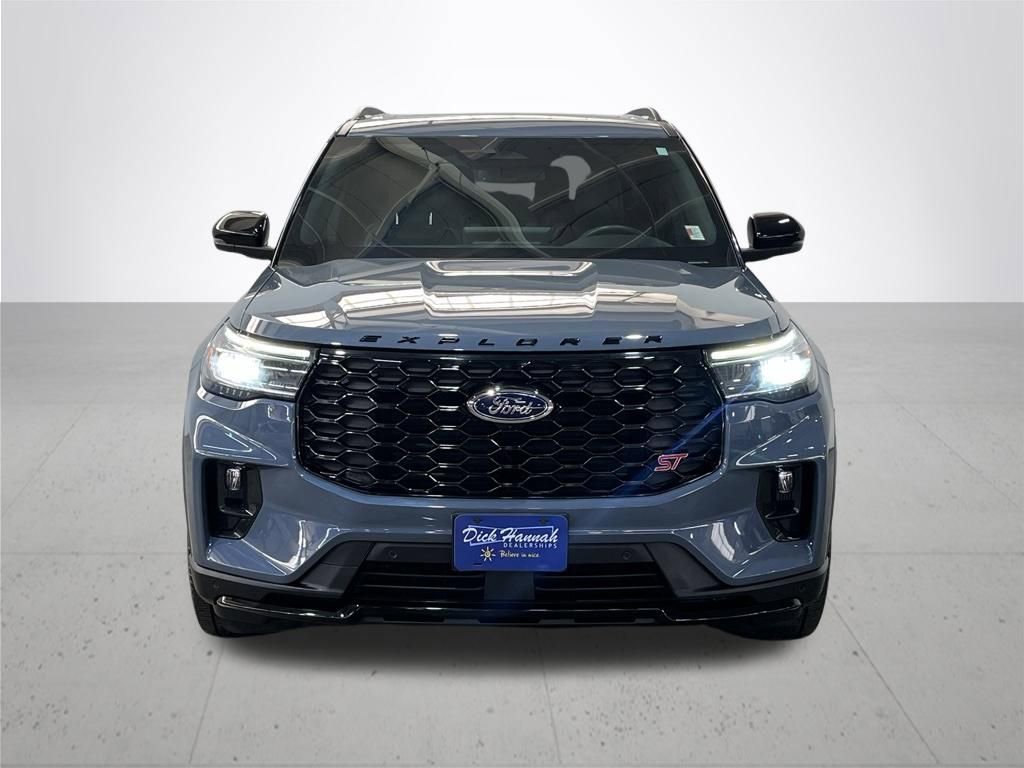 Certified 2025 Ford Explorer ST image 4