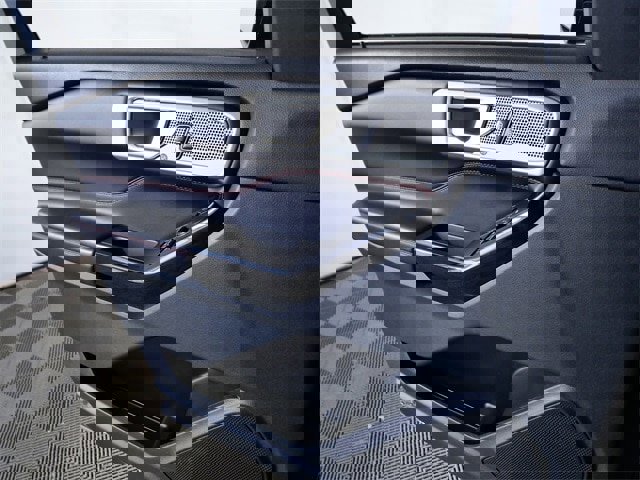 Certified 2023 Ford Explorer ST-Line w/ Class IV Trailer Tow Package image 24