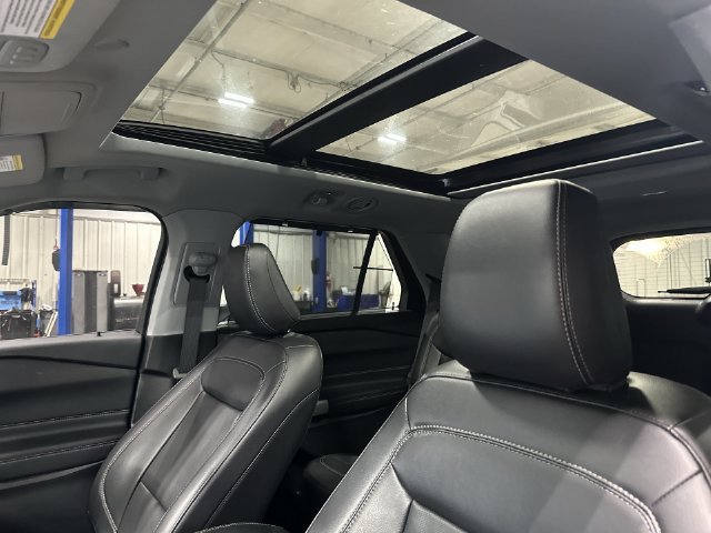 Certified 2024 Ford Explorer Limited w/ Limited Technology Package AWD/4WD image 20