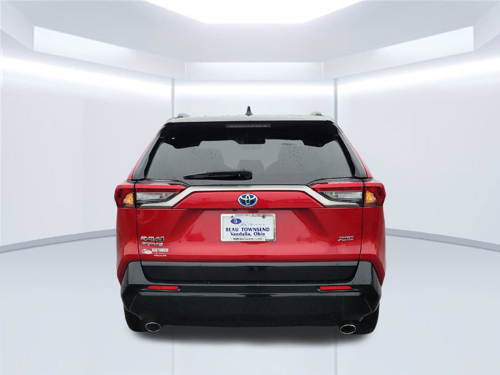 Used 2021 Toyota RAV4 XSE w/ Weather Package AWD/4WD image 7