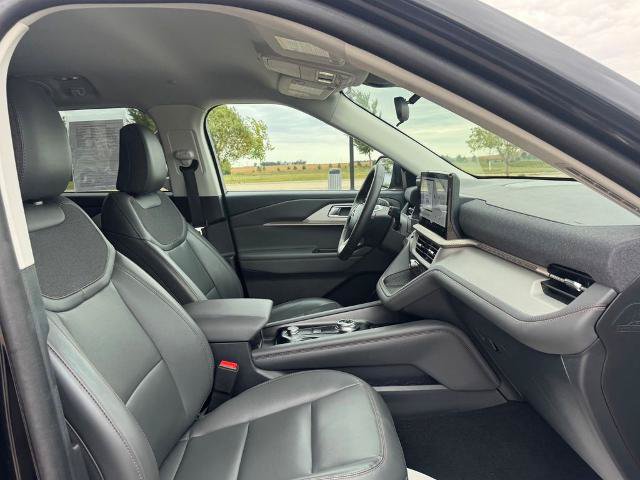 Certified 2025 Ford Explorer Active w/ Active Comfort Package AWD/4WD image 26