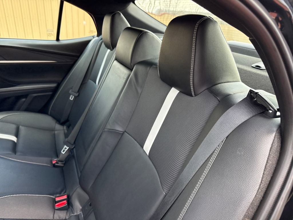 Used 2025 Toyota Camry SE image 19
