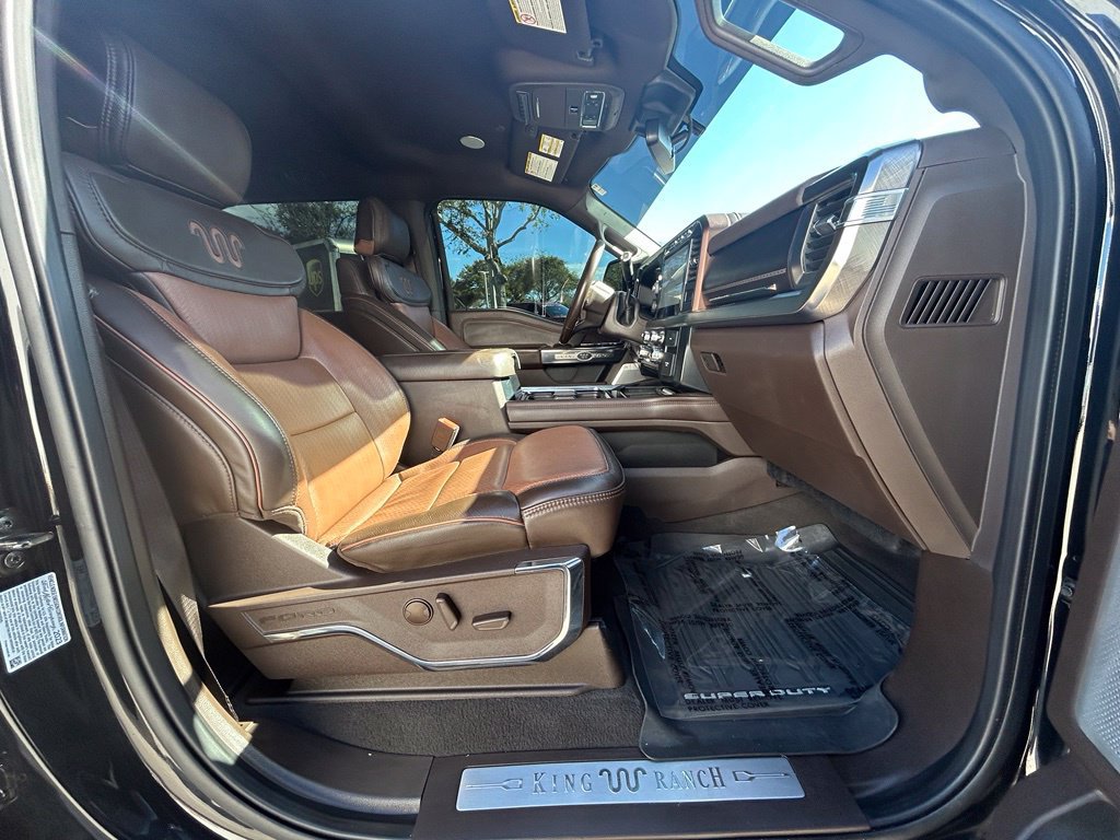 Certified 2023 Ford F350 King Ranch w/ Chrome Package AWD/4WD image 28
