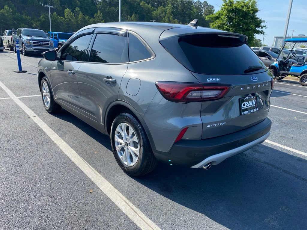 Certified 2025 Ford Escape Active w/ Tech Pack #1 FWD image 5