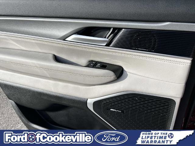 Used 2025 Jeep Wagoneer Series II w/ Convenience Group I image 17