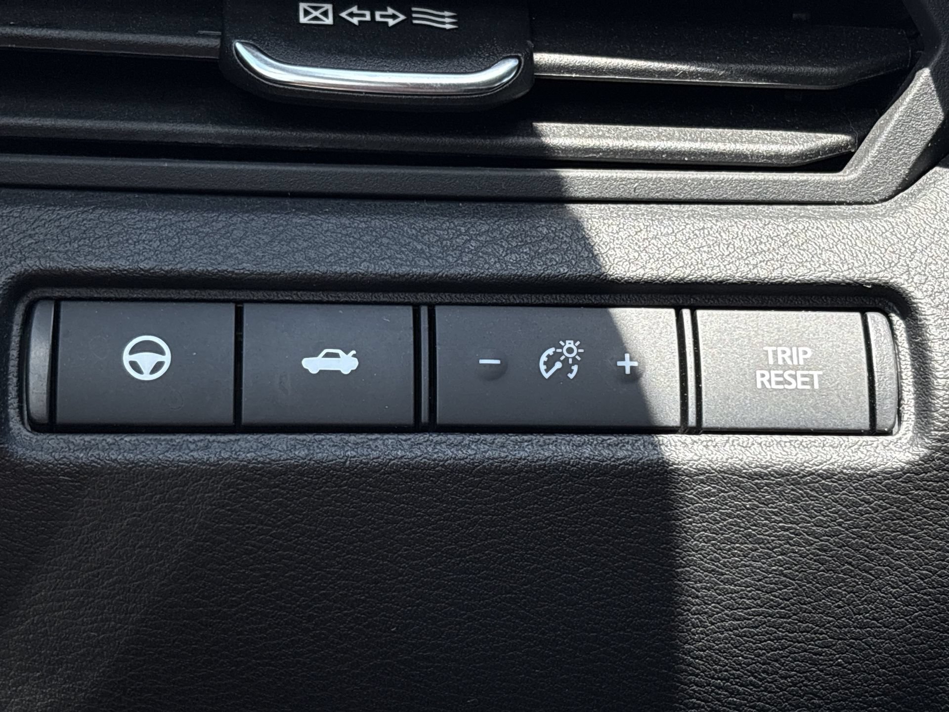 Used 2022 Nissan Altima 2.5 Platinum AWD/4WD image 15