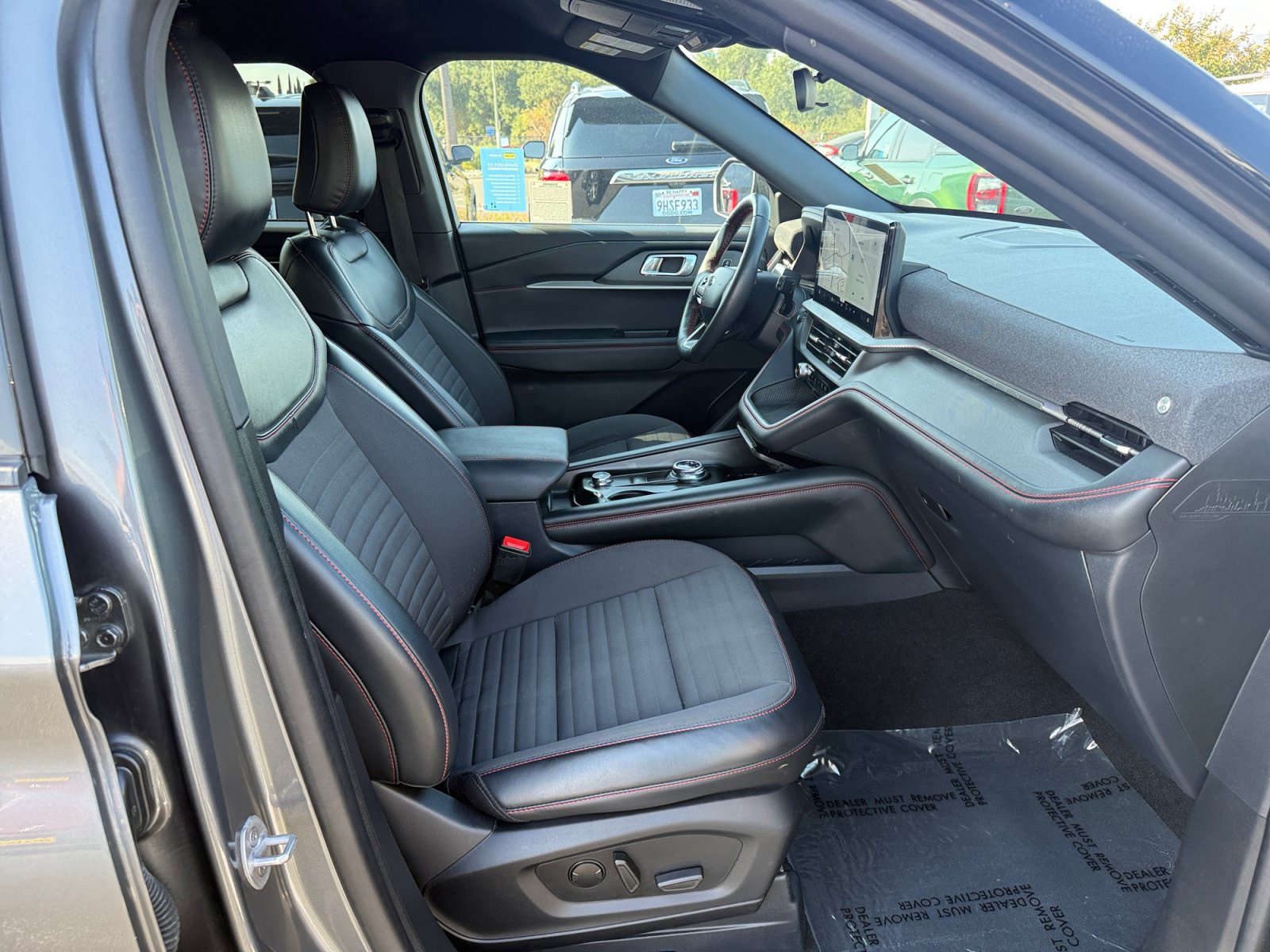 Certified 2025 Ford Explorer ST-Line AWD/4WD image 20
