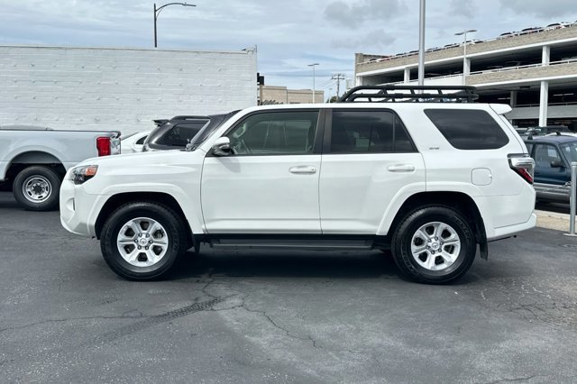 Used 2021 Toyota 4Runner SR5 Premium image 2
