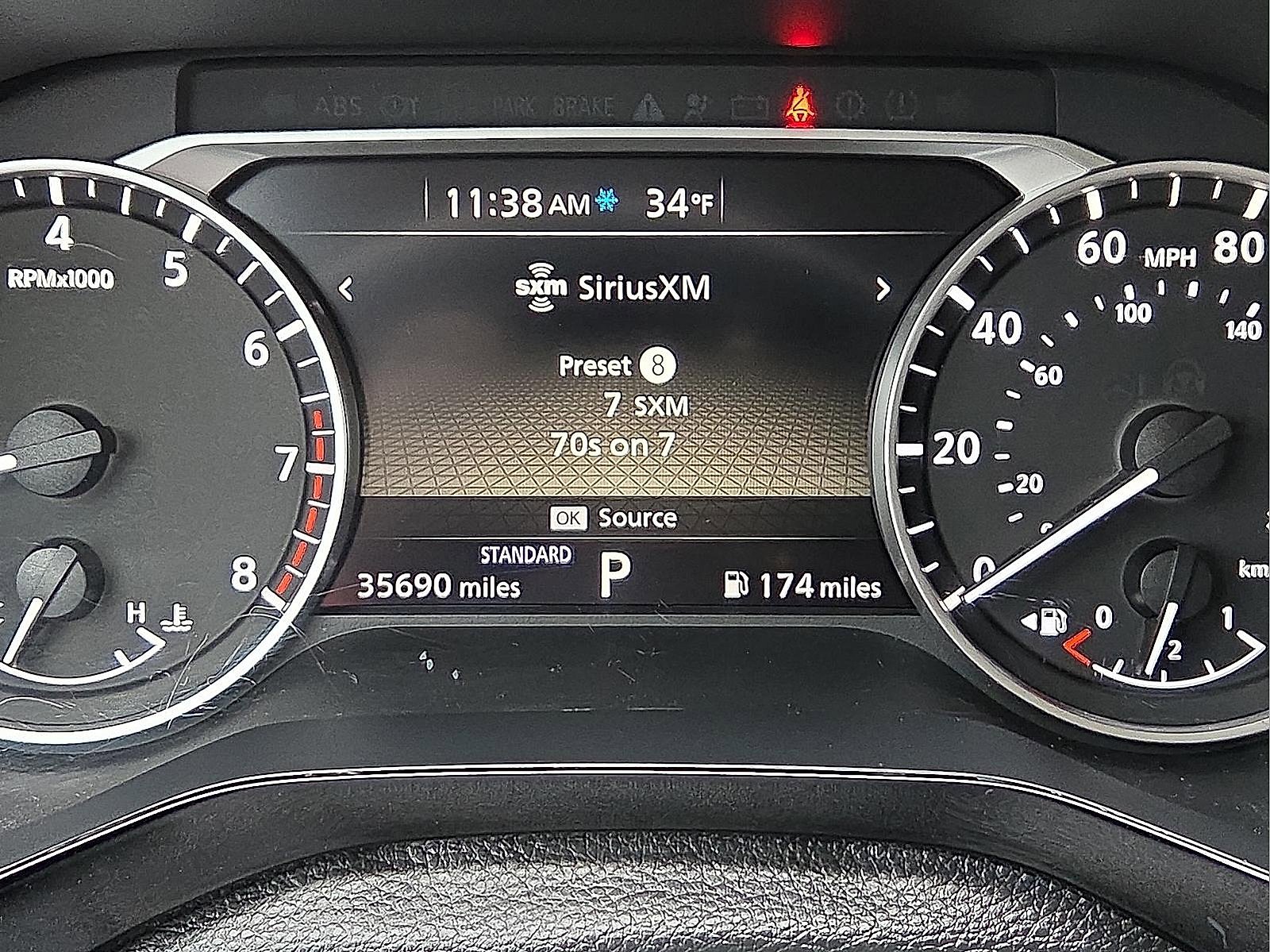 Used 2025 Nissan Pathfinder SV image 23