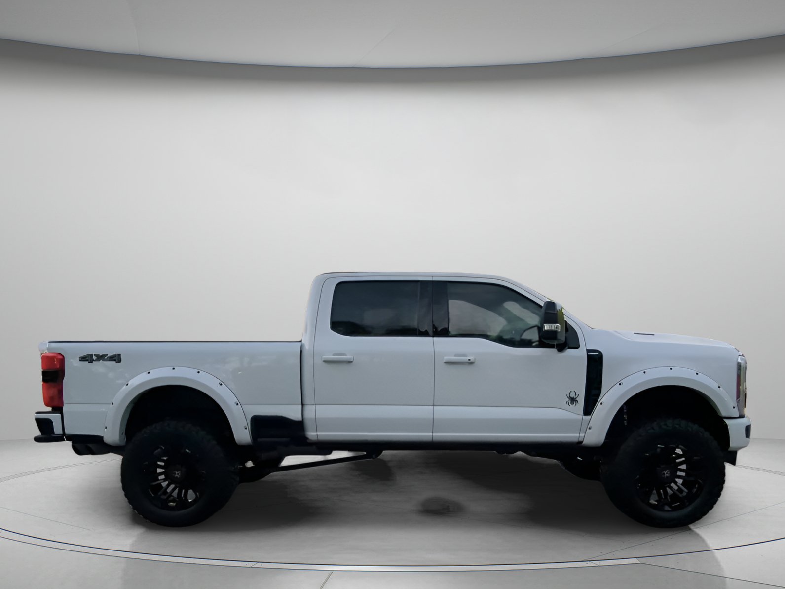Certified 2024 Ford F250 Lariat w/ Lariat Ultimate Package AWD/4WD image 32