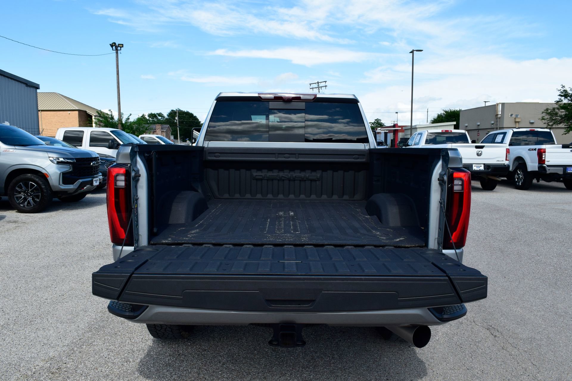 Used 2024 GMC Sierra 2500 Denali Ultimate w/ Max Trailering Package AWD/4WD image 5