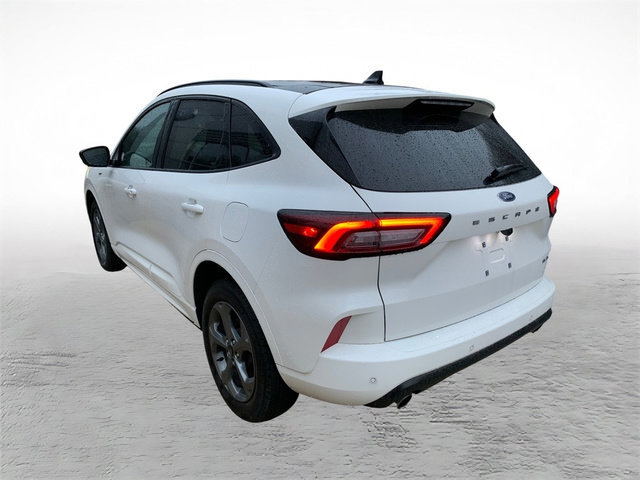 Certified 2023 Ford Escape ST-Line w/ Tech Pack #1 image 3