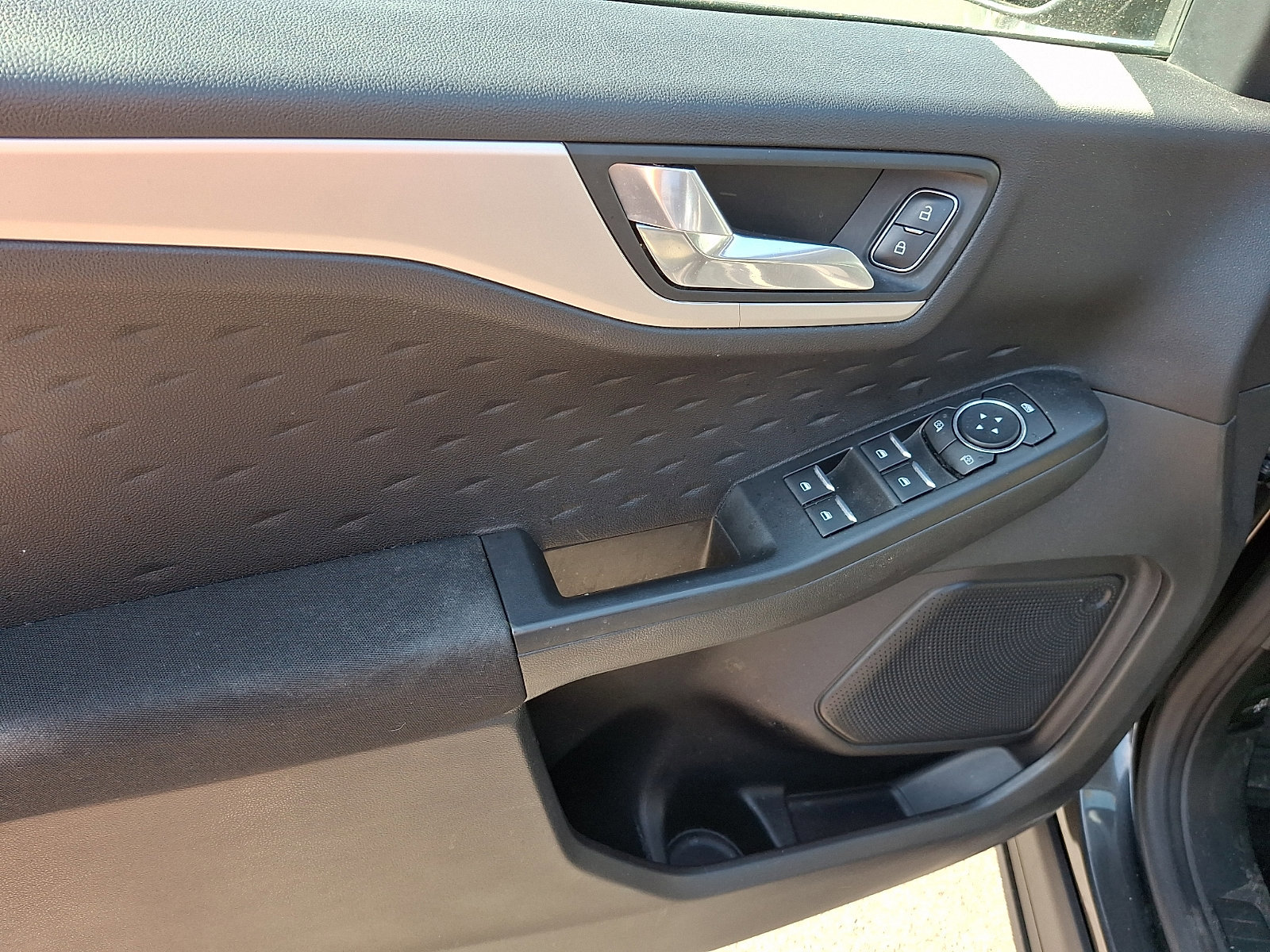Certified 2020 Ford Escape SE Sport AWD/4WD image 13