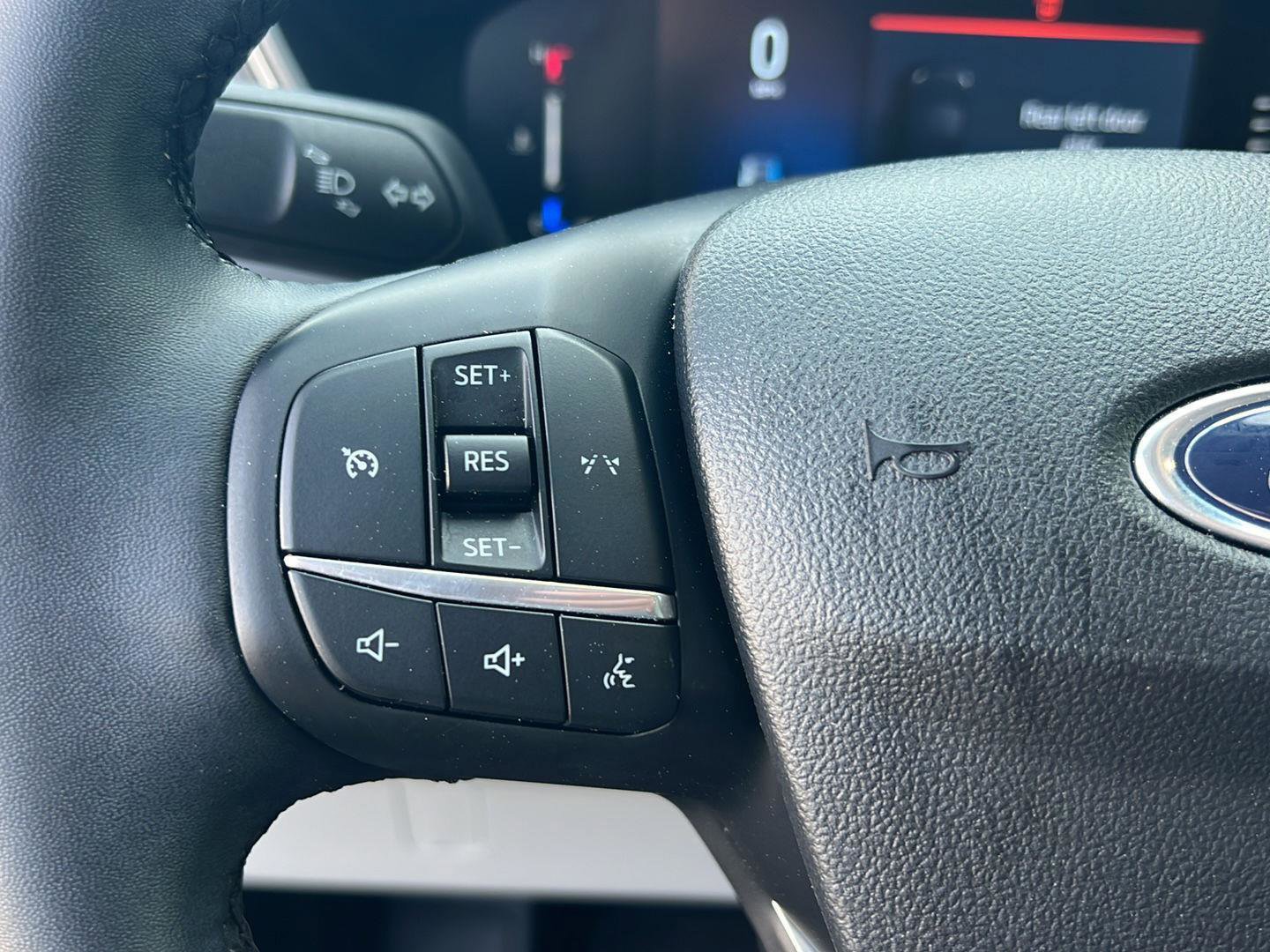 Certified 2024 Ford Escape Active FWD image 21