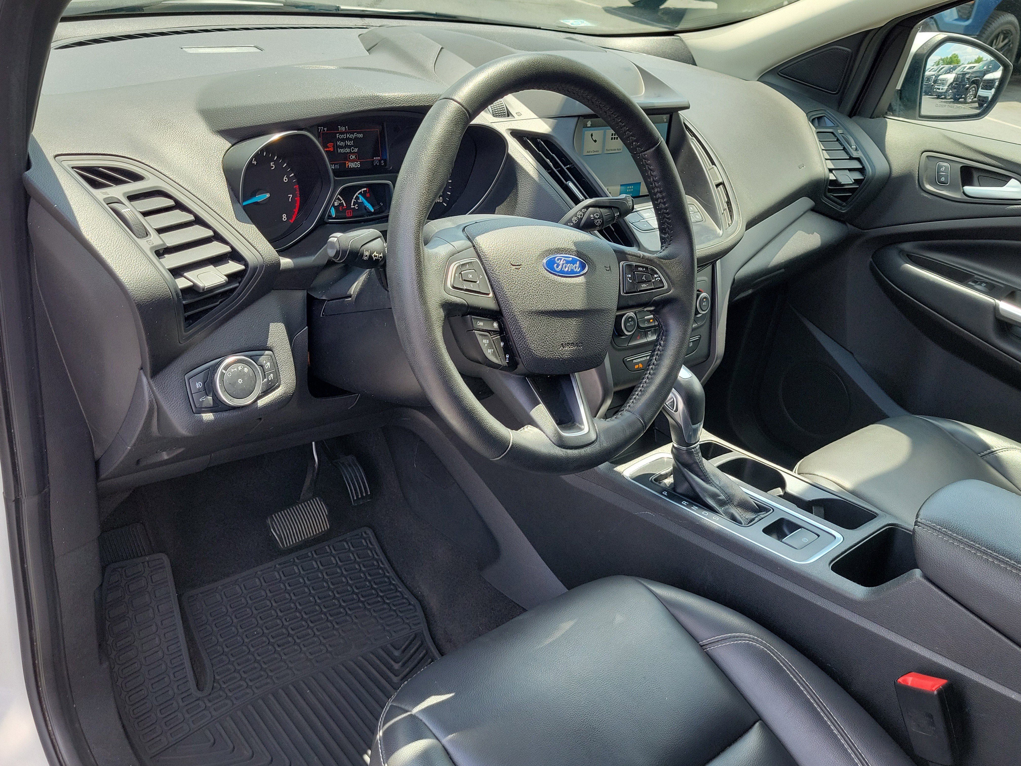 Certified 2019 Ford Escape SEL FWD image 23