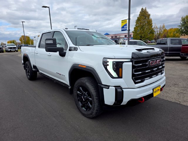 Used 2024 GMC Sierra 2500 AT4 w/ AT4 Premium Plus Package AWD/4WD image 5