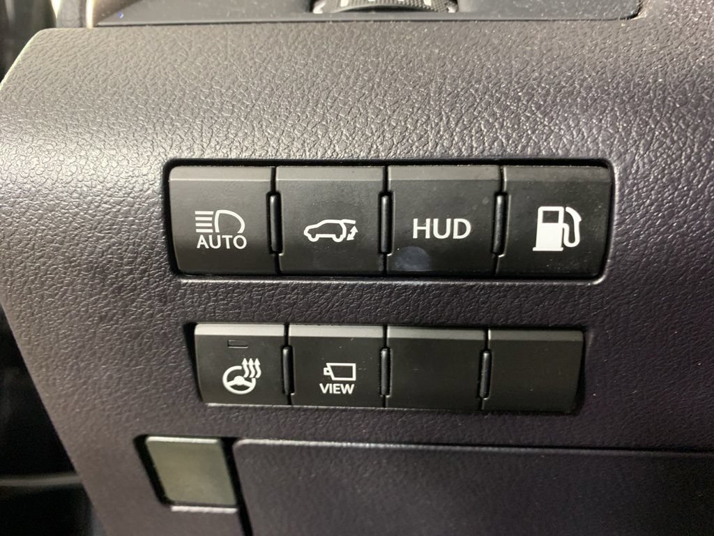 Used 2022 Lexus RX 450h AWD w/ Luxury Package image 19