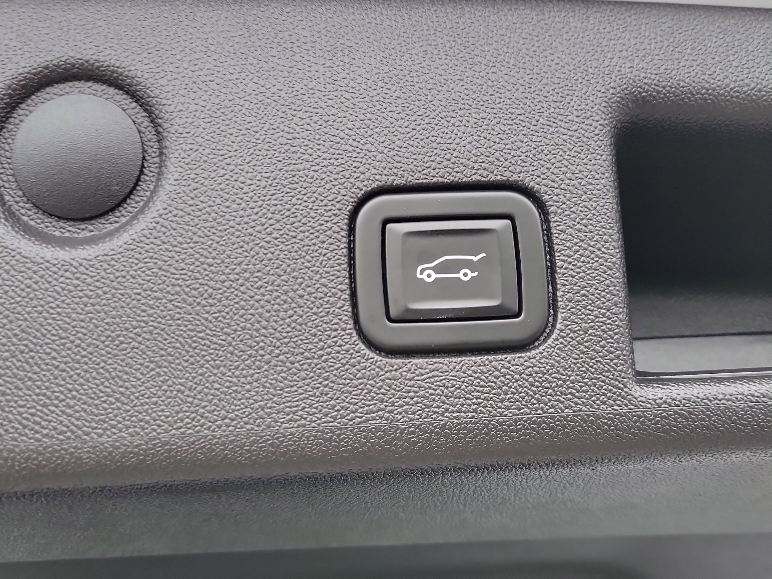 Used 2022 Chevrolet Equinox LT FWD image 3