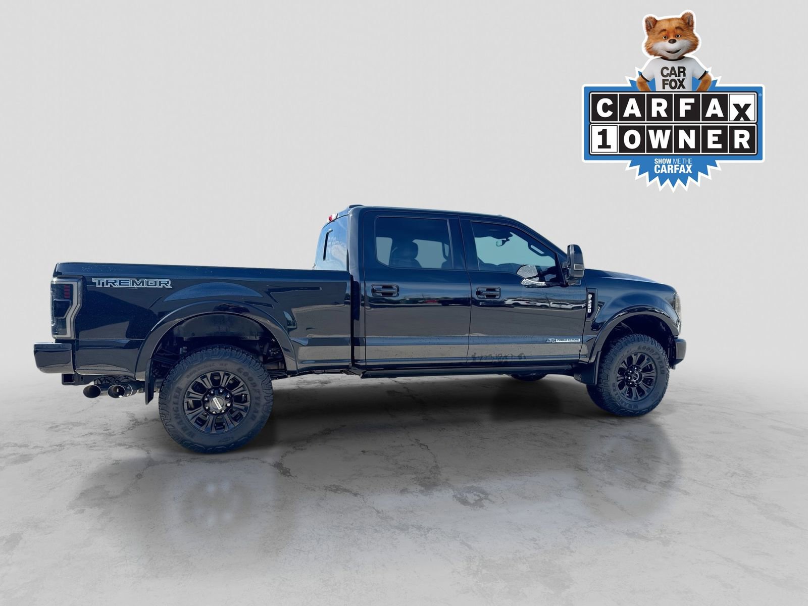 Certified 2022 Ford F250 Lariat w/ Tremor Off-Road Package AWD/4WD image 9