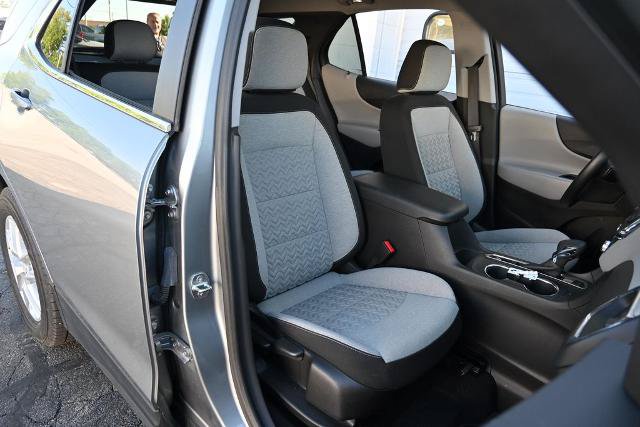 Used 2023 Chevrolet Equinox LT w/ Driver Convenience Package AWD/4WD image 24
