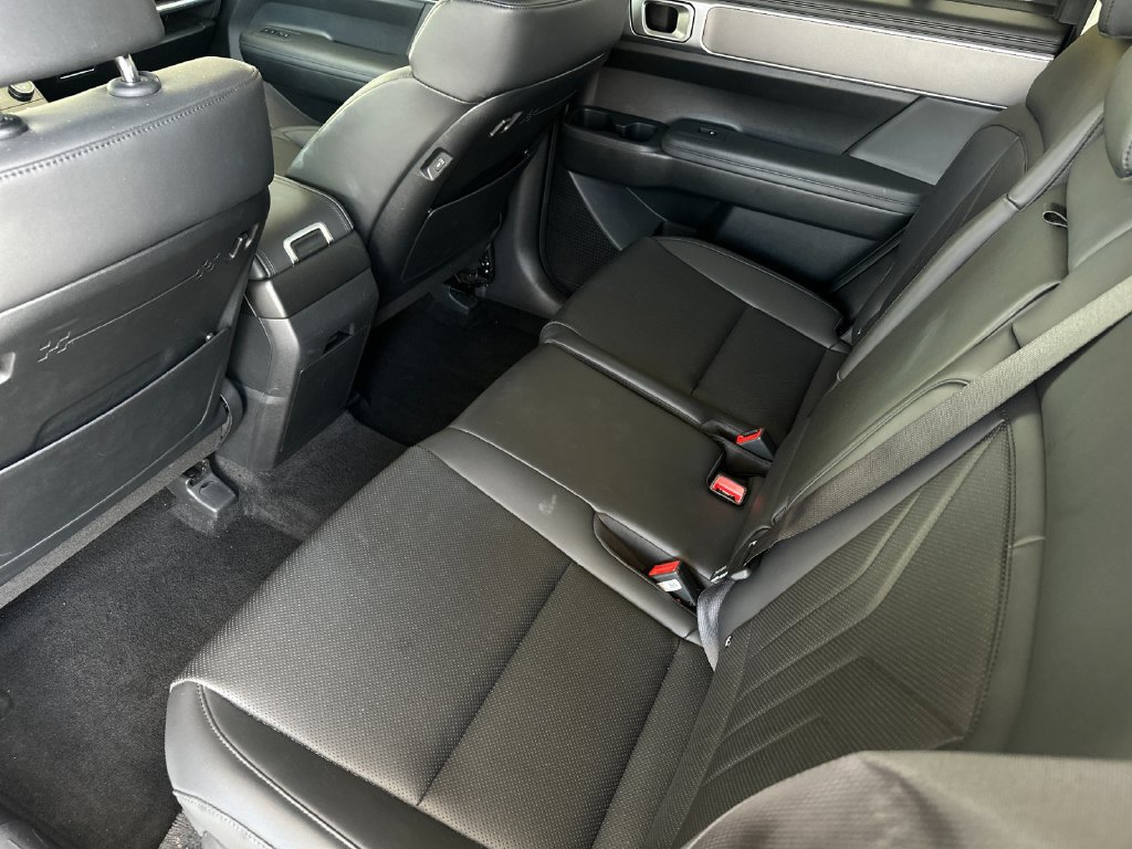 Used 2026 Hyundai Santa Fe SEL FWD image 11