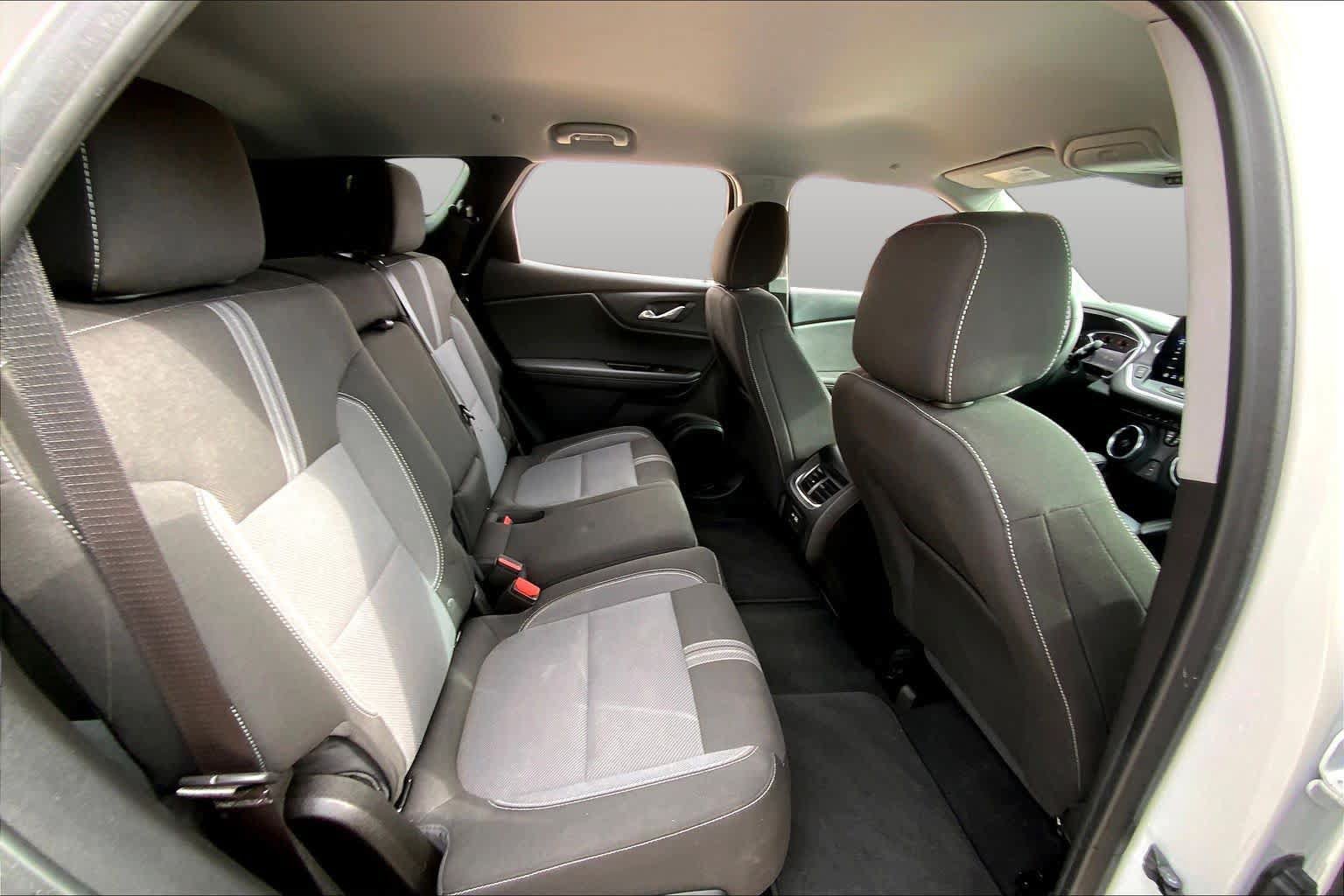 Used 2023 Chevrolet Blazer LT w/ Midnight/Sport Edition FWD image 20