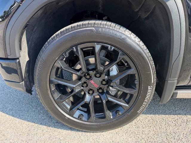 Used 2026 GMC Sierra 1500 Denali AWD/4WD image 12