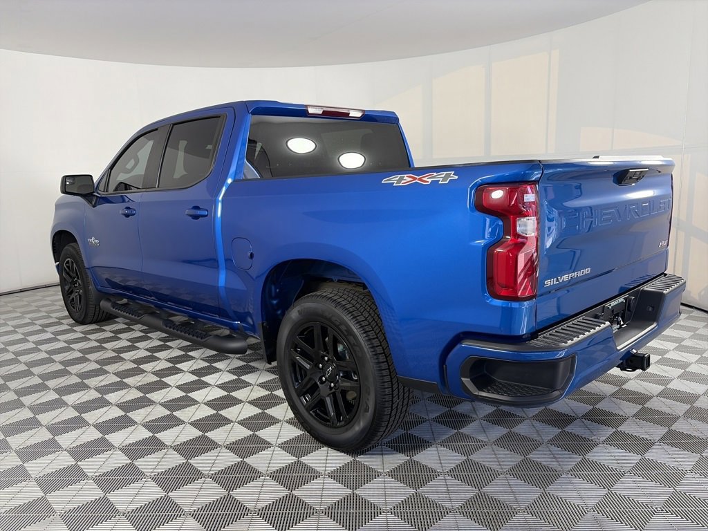 Used 2023 Chevrolet Silverado 1500 RST image 3