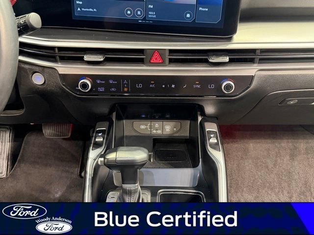 Used 2024 Kia Sorento S w/ Panoramic Sunroof Package FWD image 16