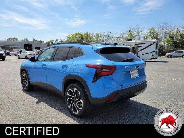 Used 2024 Chevrolet Trax RS w/ Sunroof Package image 3