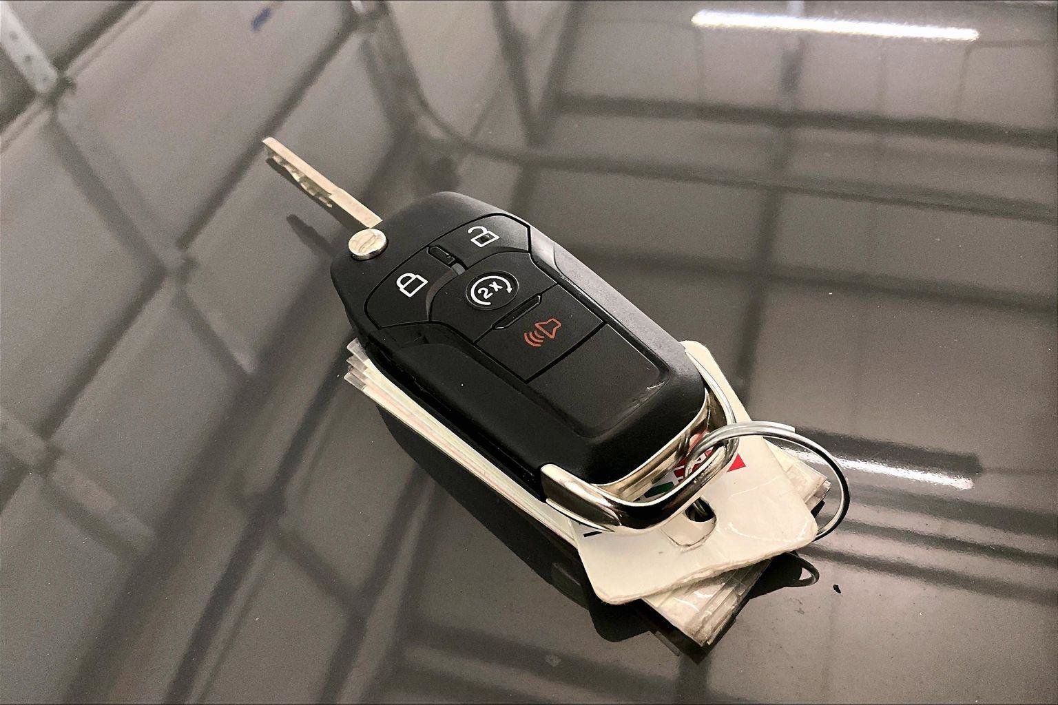 Certified 2018 Ford F150 XLT w/ Equipment Group 302A Luxury image 9