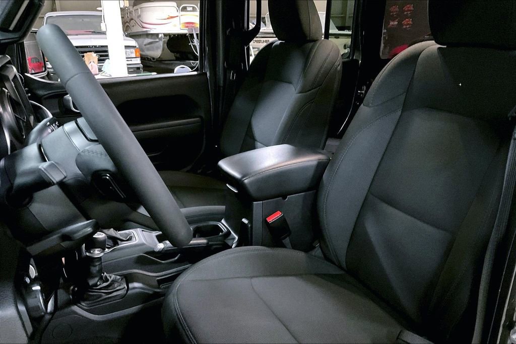 Used 2023 Jeep Wrangler Unlimited image 23
