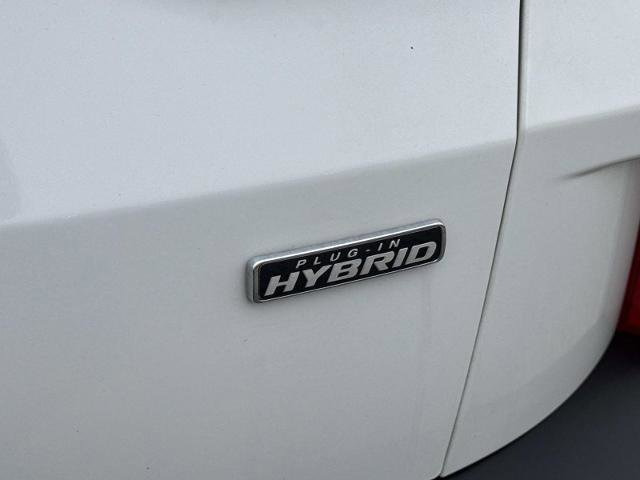 Certified 2025 Ford Escape SE image 10