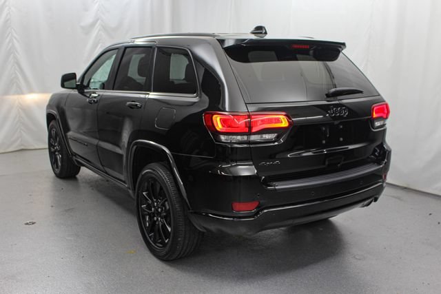 Used 2022 Jeep Grand Cherokee Laredo X AWD/4WD image 6