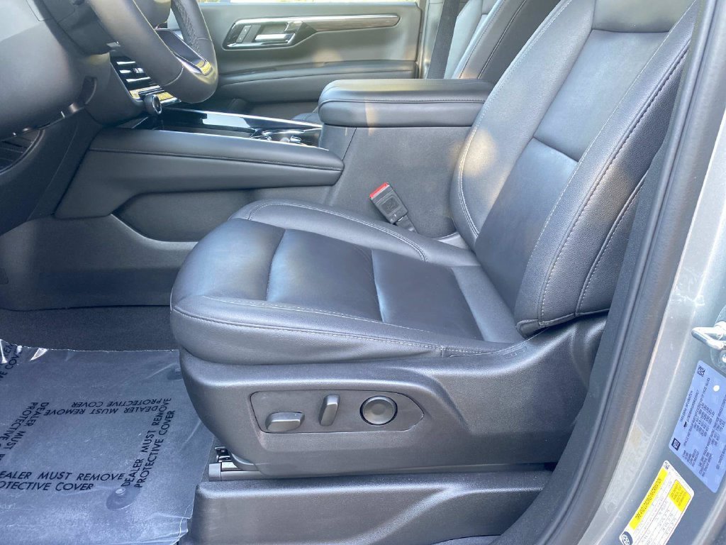 Used 2025 Chevrolet Tahoe LT AWD/4WD image 20
