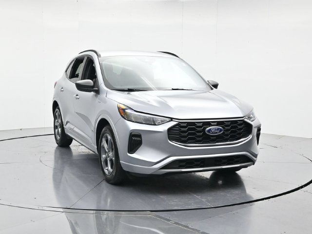 Certified 2023 Ford Escape ST-Line w/ Tech Pack #1 FWD image 4