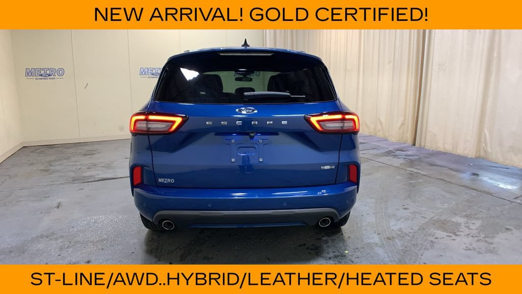 Certified 2023 Ford Escape ST-Line Select w/ Tech Pack #2 AWD/4WD image 4