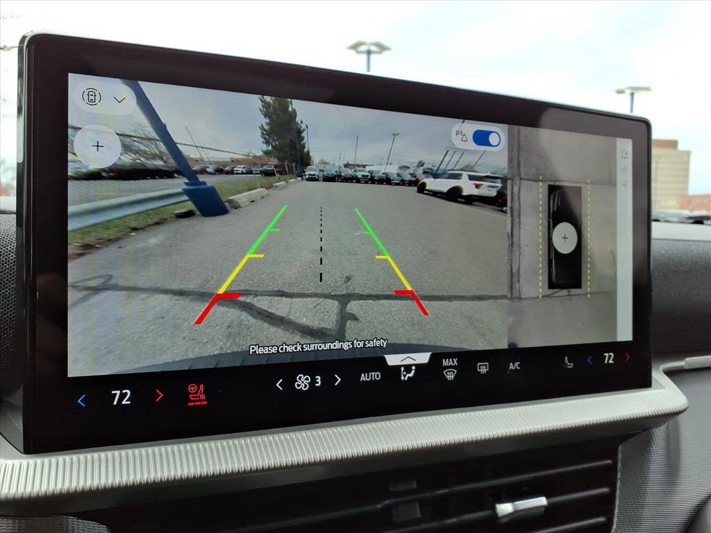 Certified 2025 Ford Explorer ST-Line image 23