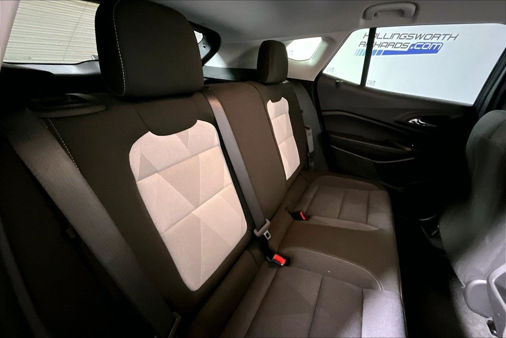 Used 2025 Chevrolet Trax LS FWD image 22