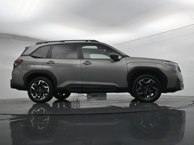 Used 2025 Subaru Forester Limited w/ Popular Package #1 AWD/4WD image 41