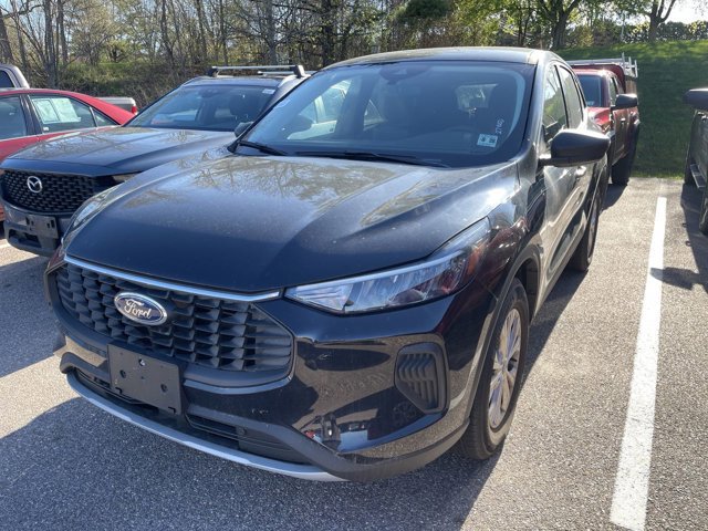 Certified 2023 Ford Escape Active AWD/4WD image 2