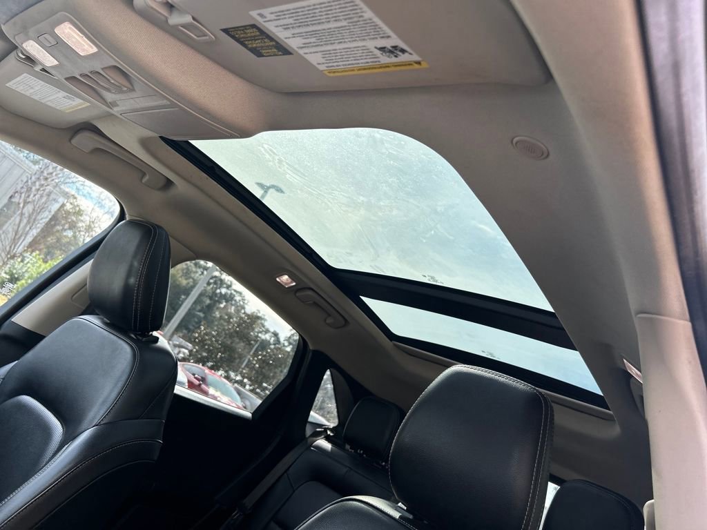 Certified 2020 Ford Escape SEL image 13