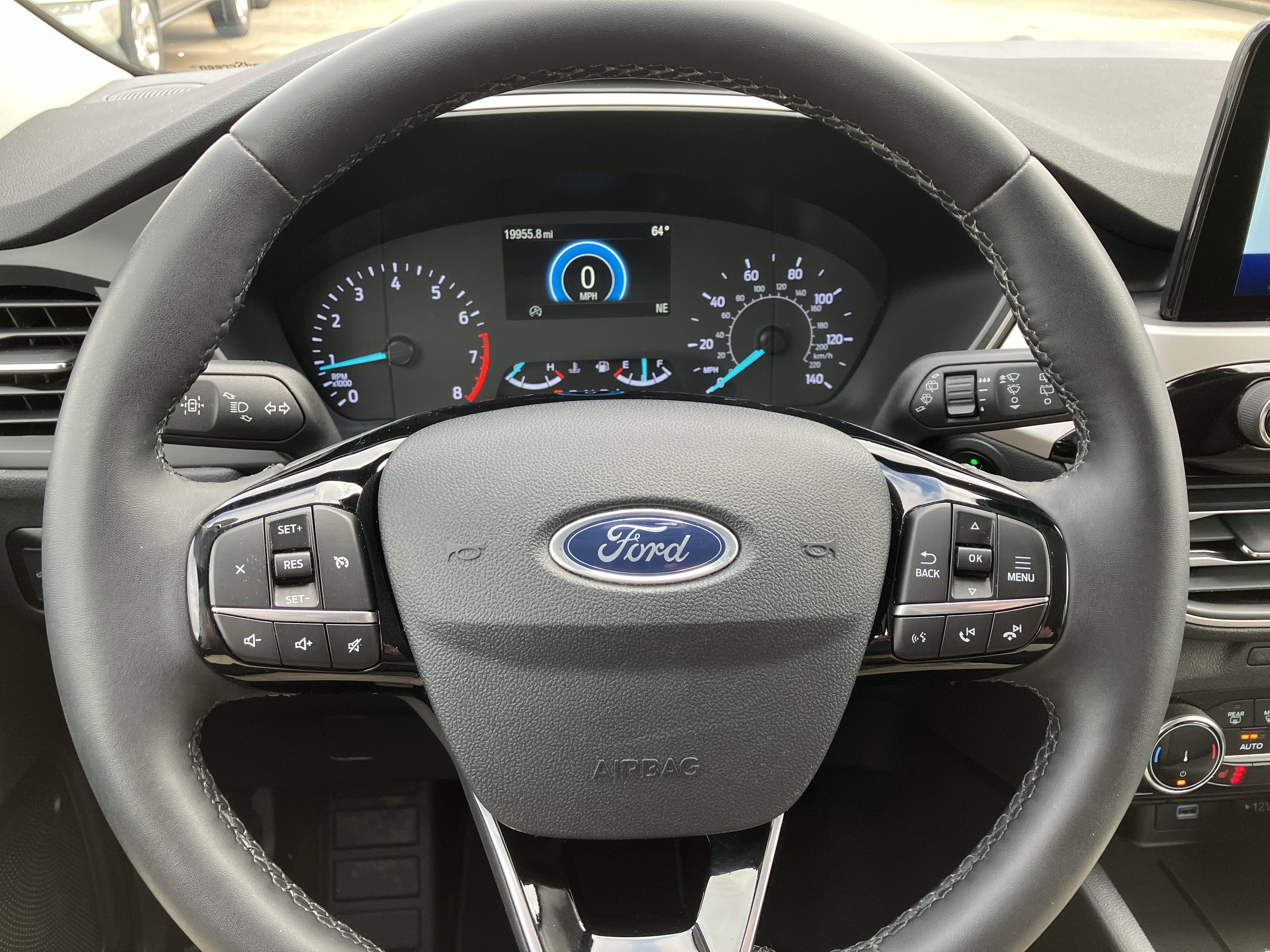 Certified 2022 Ford Escape SE w/ SE Sport Appearance Package image 31