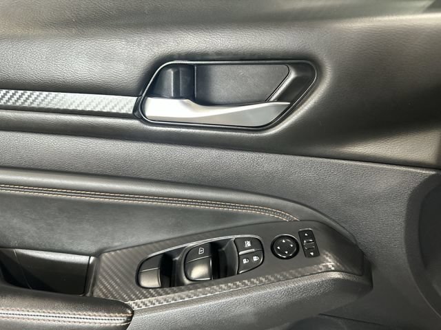 Used 2020 Nissan Altima 2.5 SR FWD image 19