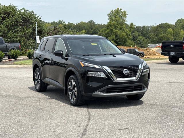 Used 2023 Nissan Rogue SV AWD/4WD image 4