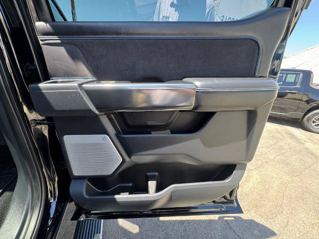 Certified 2026 Ford F450 Platinum w/ FX4 Off-Road Package AWD/4WD image 28