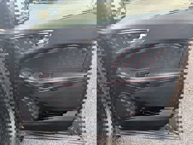 Certified 2022 Ford Edge ST-Line image 32