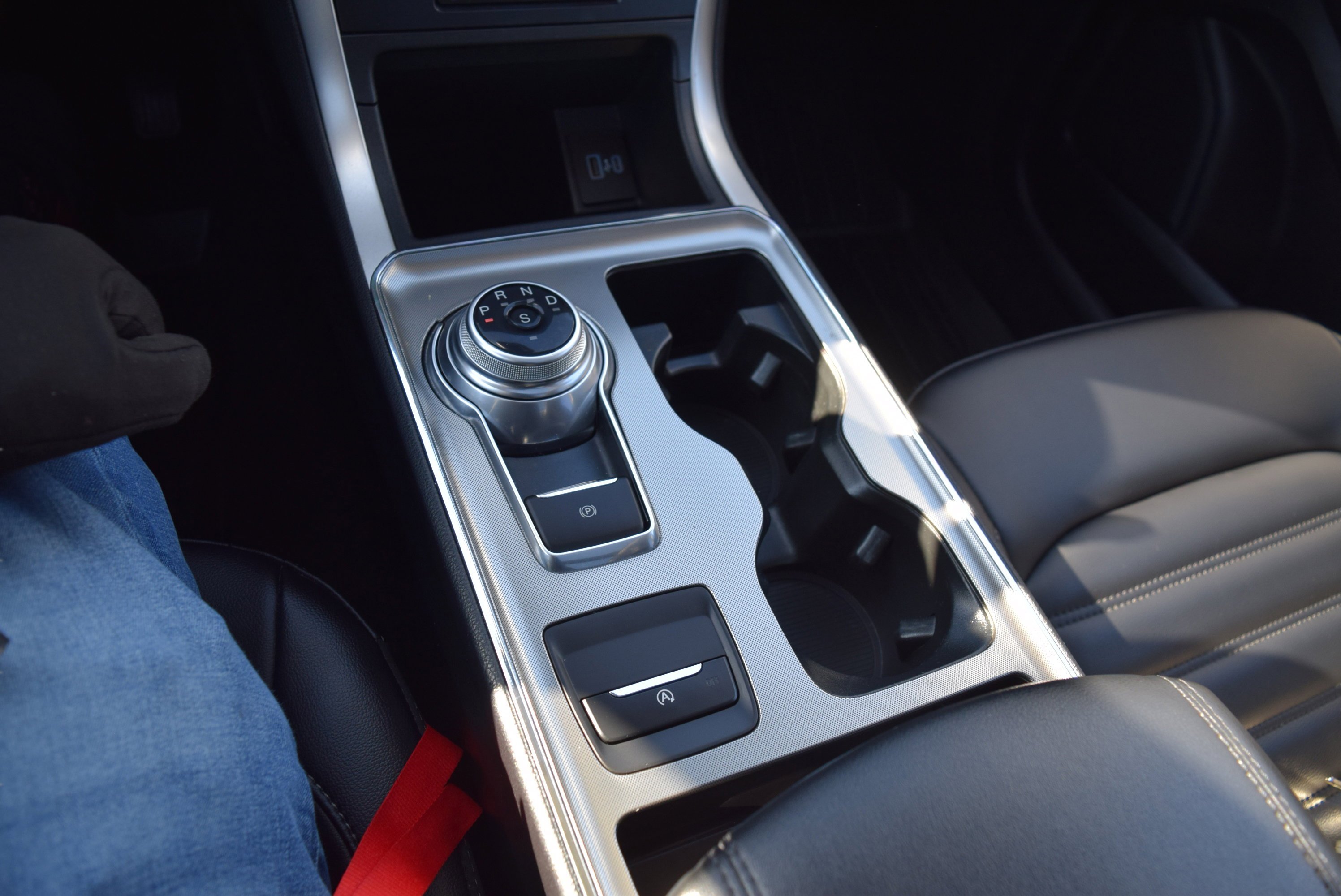 Certified 2022 Ford Edge SEL w/ Convenience Package image 16