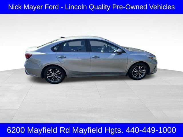 Used 2023 Kia Forte LXS image 6