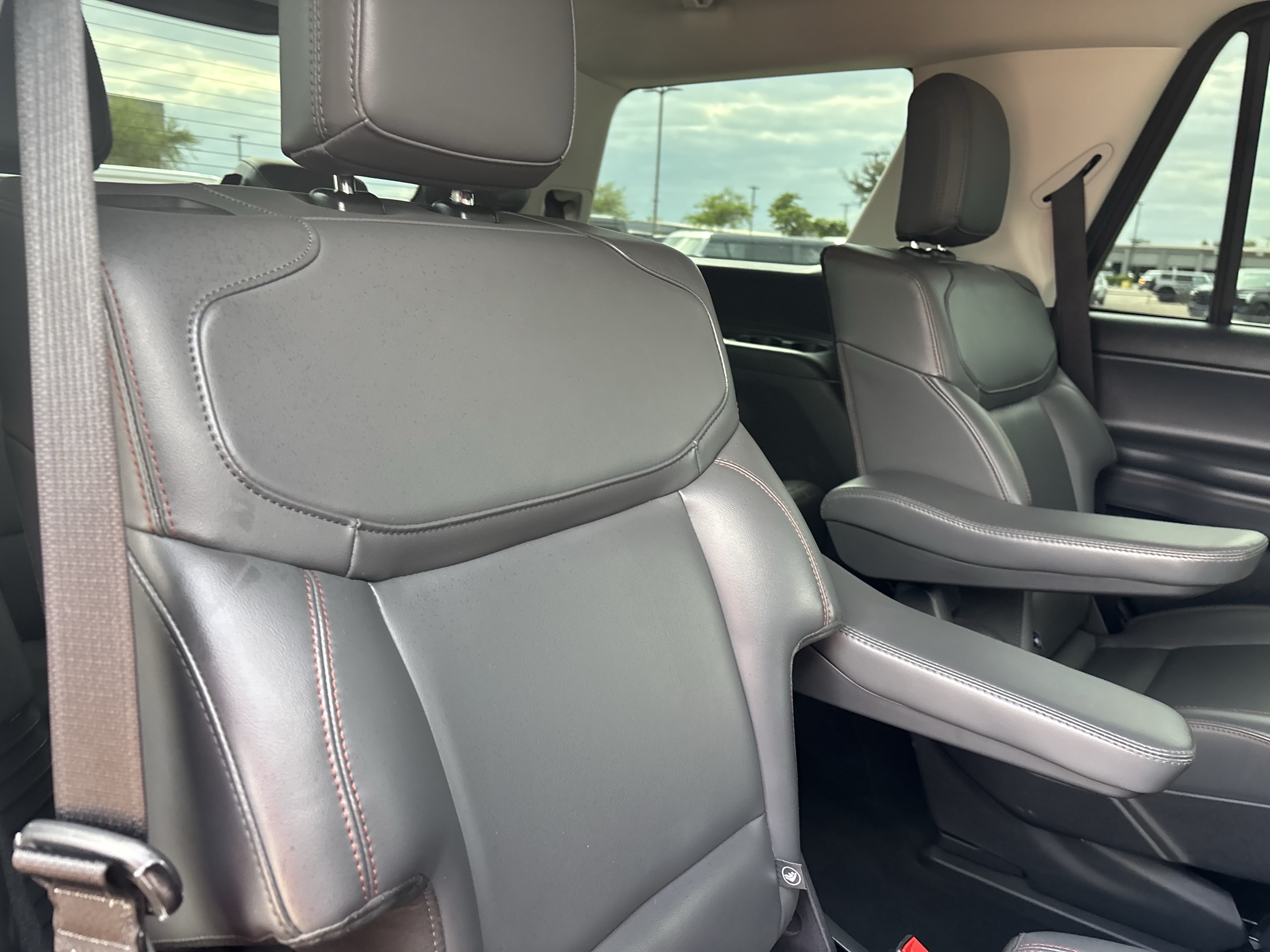 Certified 2025 Ford Expedition Active RWD image 24